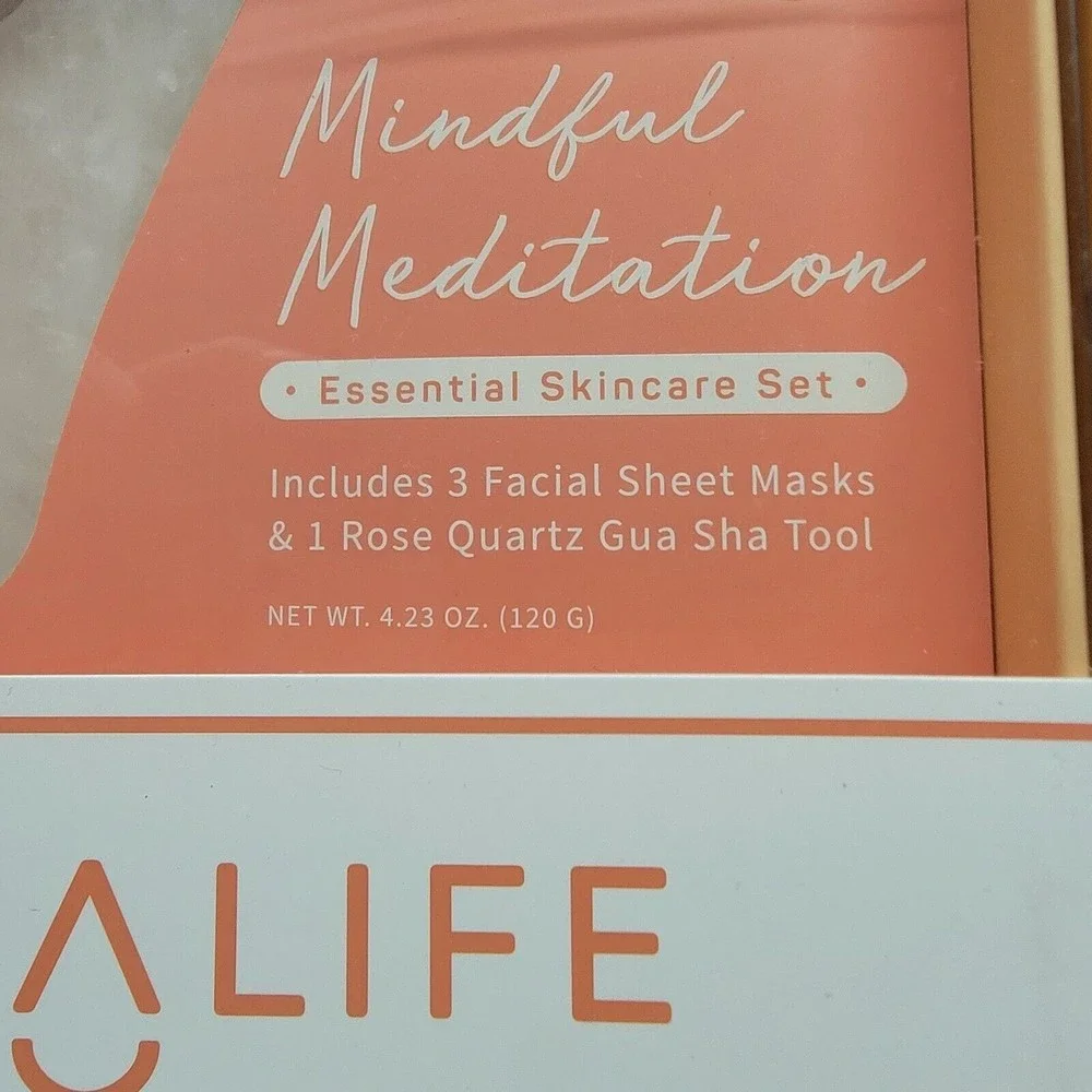 2 FACIAL GIFT SET Gua Sha Massager and Assorted Masks SPA LIFE‎